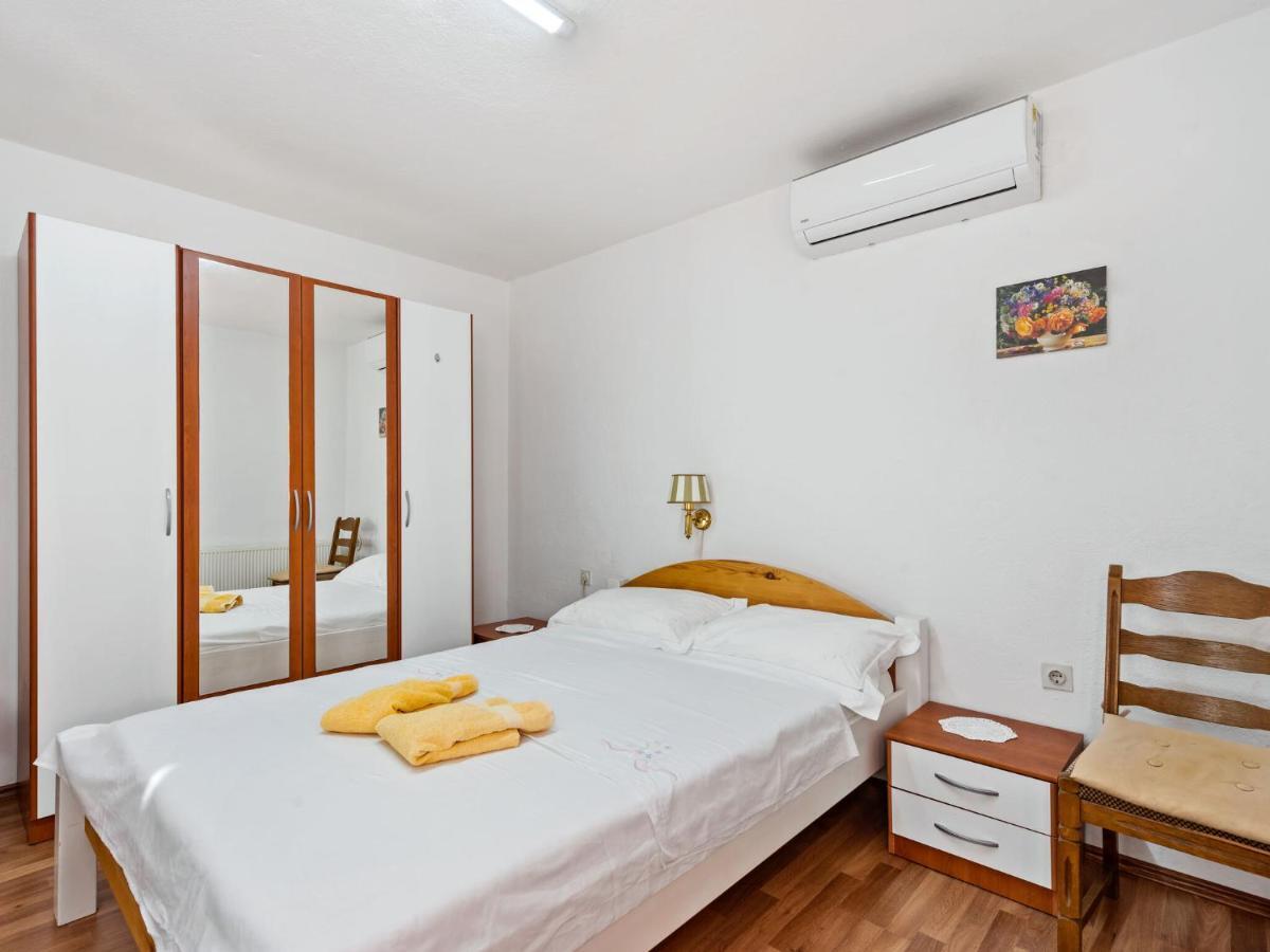Cosy Holiday Home In Zadar With Garden Esterno foto